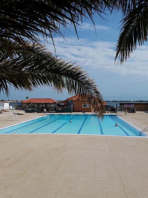 شقة T2 Neuf + Bateau / Piscine Super Infrastructures Le Barcarès المظهر الخارجي الصورة